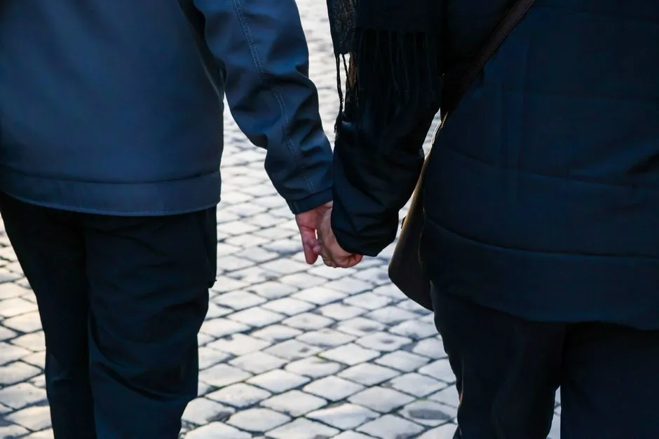 Signs of a Healthy Relationship: 15 Markers That Matter